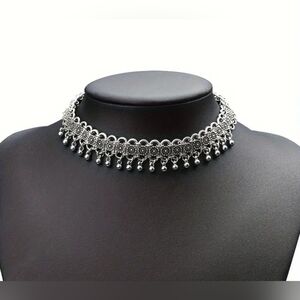 Vintage Style Silver Statement Elegance Necklace NWT!